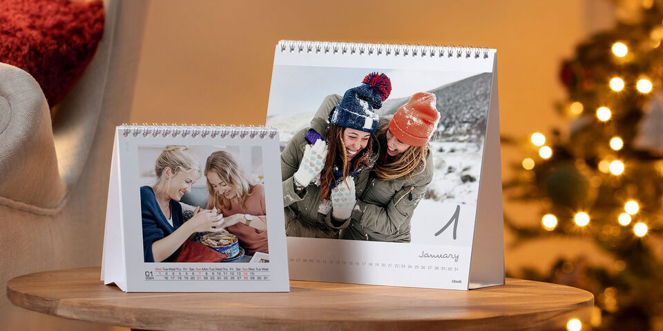 Personalised square desk calendar with images of kids jumping off pantoon