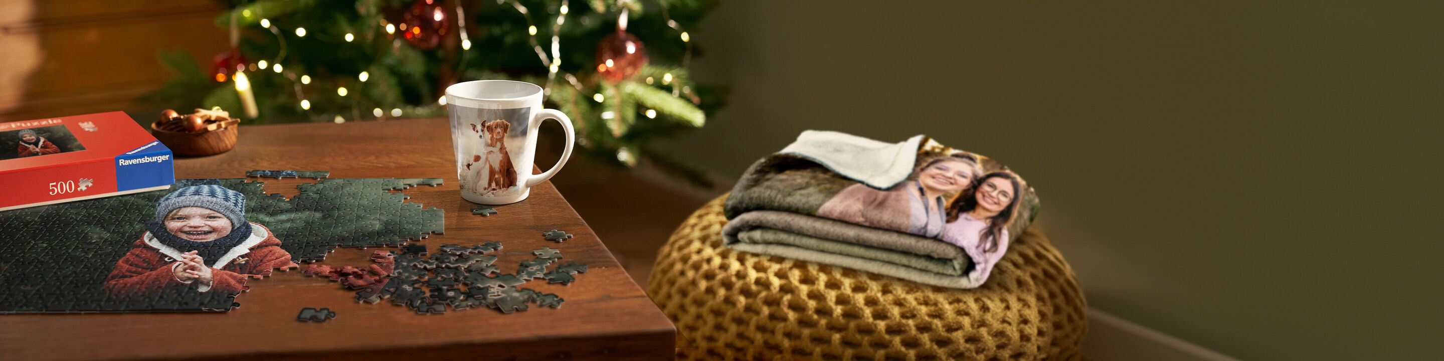 Personalised winter photo mugs and star cookies
